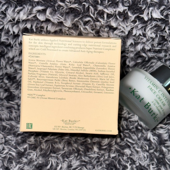 NIB VITAMIN C INTENSIVE FACE CREAM BY KAT BURKI - Picture 8 of 11